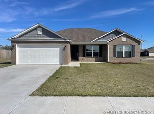 10013 E 109th St N, Owasso, OK 74055