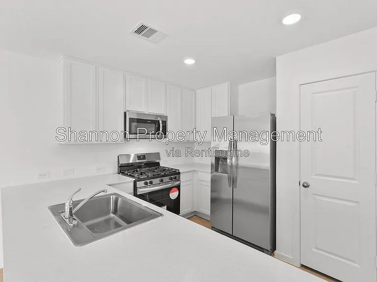 12403 Wild Strawberry Rd — Photo 8