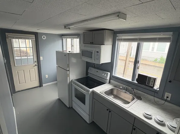 120 W Grand Ave APT 1, Old Orchard Beach, ME 04064
