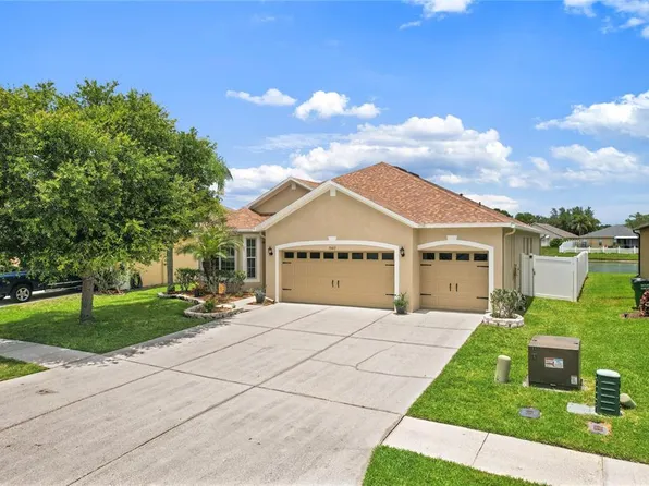 31415 Bridgegate Dr, Wesley Chapel, FL 33545
