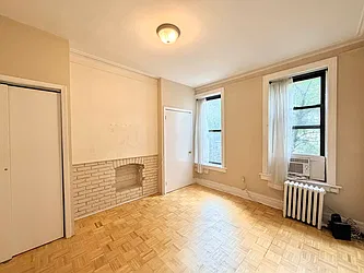 320 East 59th Street, #3C
