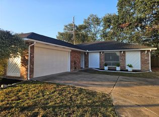 16406 Maplemont Dr, Houston, TX 77095