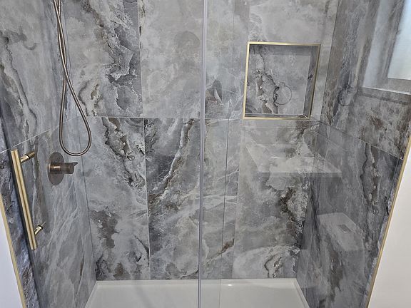 4th image of 25952 Juanita St #2