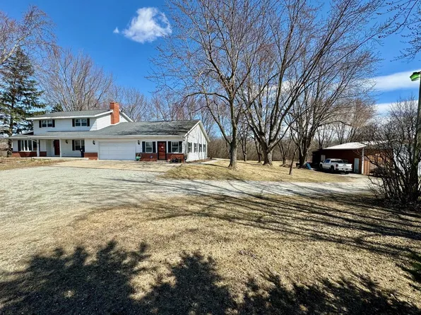 N2392 Halter LANE, Watertown, WI 53098