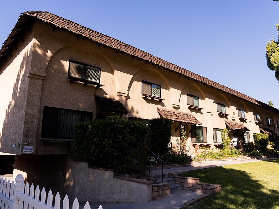 1st image of 5737 Magnolia Ave