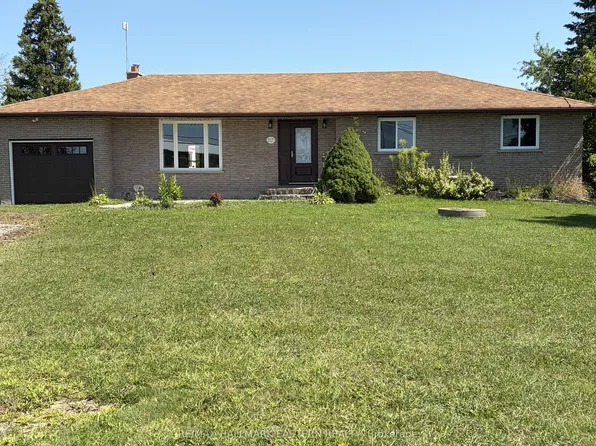 1027 Tara Rd, Selwyn, ON K0L 1T0