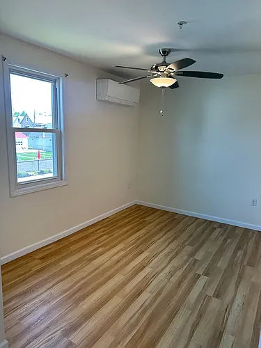 171 Schiller St #201 Photo 1