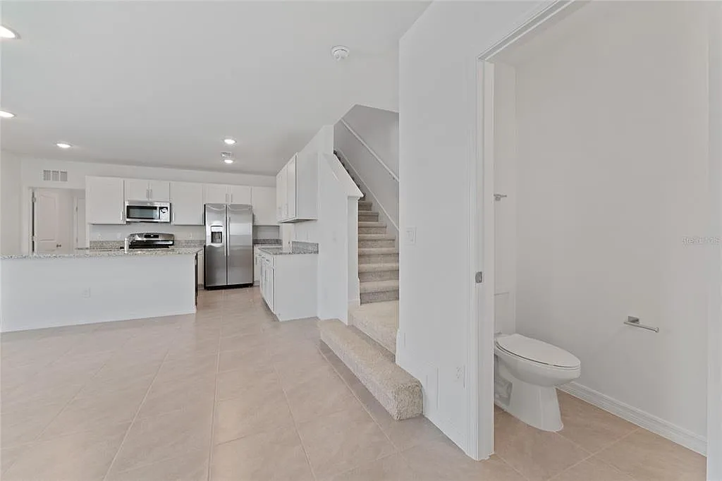 3 bed, 2.5 bath, 1536 sqft, $2,450 — Photo 3