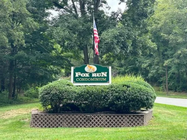 507 Fox Run Lane, Carmel, NY 10512