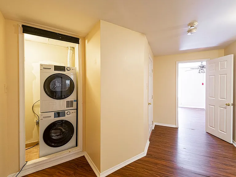 1635 E Passyunk Ave — Photo 10