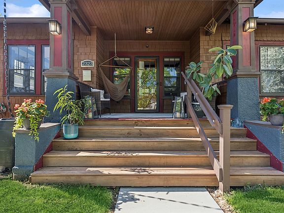 2nd image of 2323 Laurel Ave
