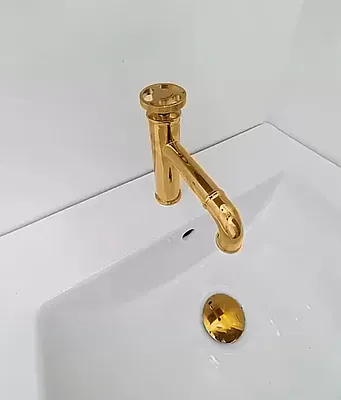 Rented by REAL New York | media 13