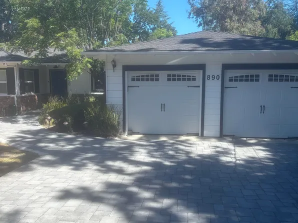 890 Hawthorne Dr, Walnut Creek, CA 94596