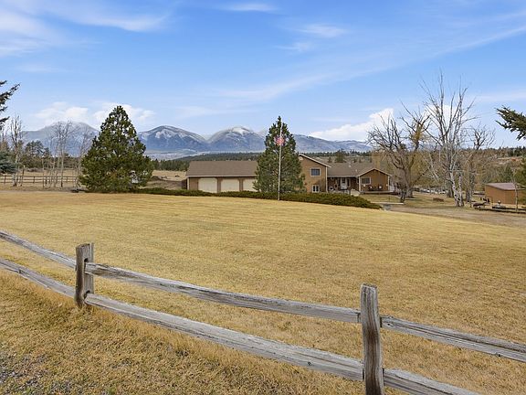 5th image of 849 Hidden Valley Rd S