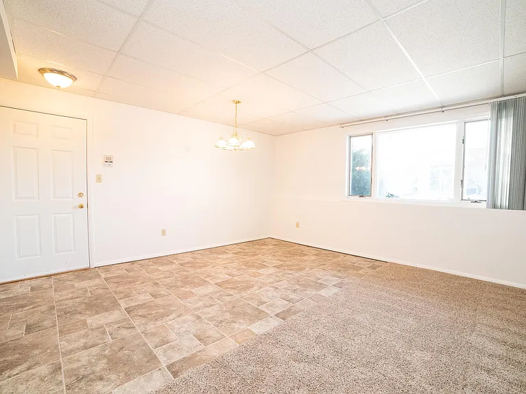 1609 Sand Ct #7 — Photo 6