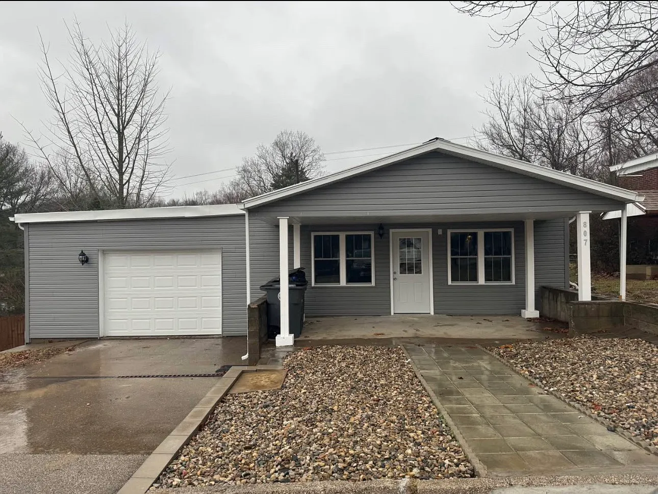 807 S Werner Ave — Photo 1