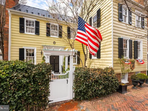 123 S Pitt St, Alexandria, VA 22314