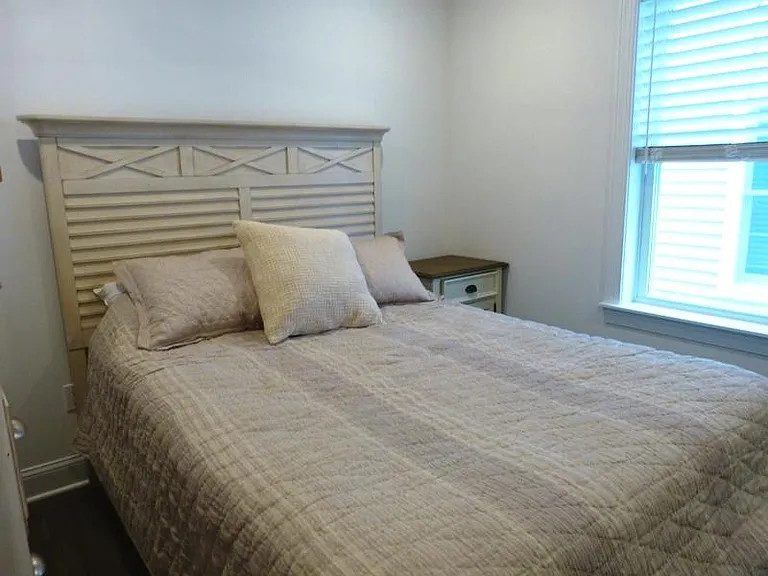 2717 Asbury Ave — Photo 11