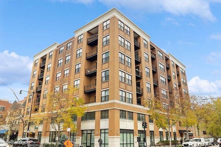 1st image of 950 W Leland Ave APT 511