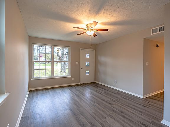 2nd image of 702 Village Ln