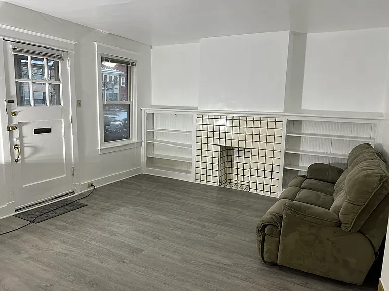 5929 Nicholson St — Photo 11