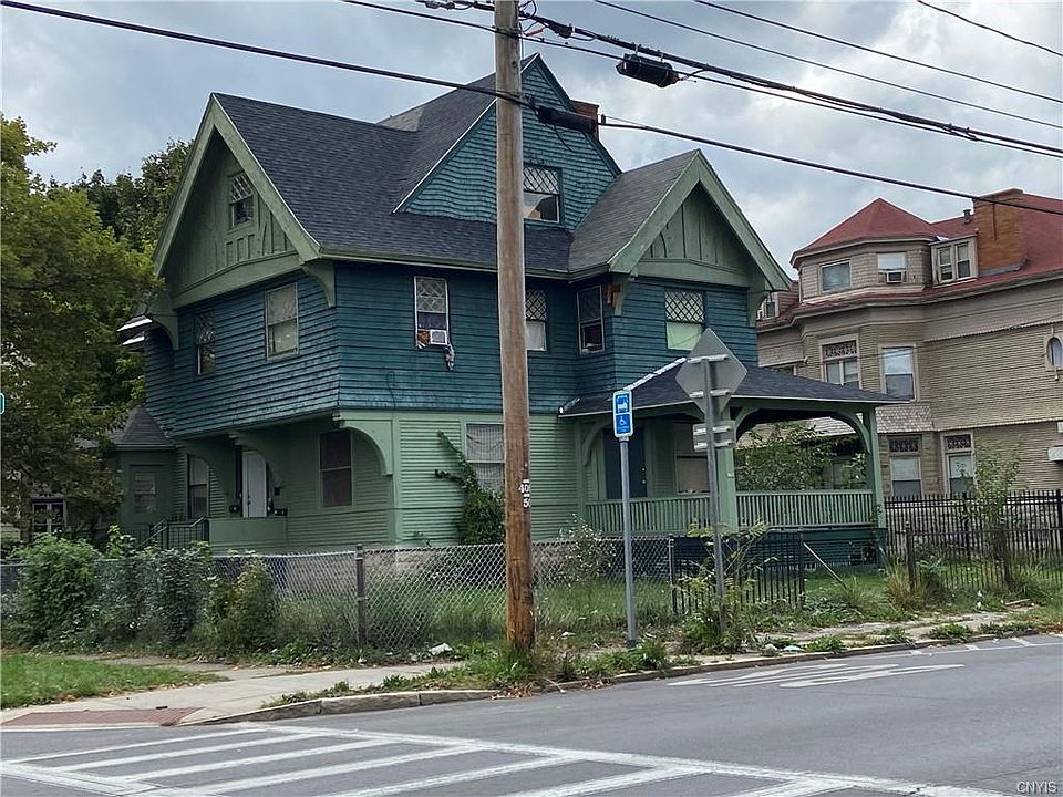 2nd image of 1830 S Salina St