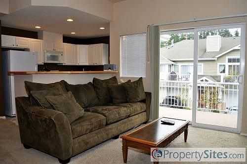 5th image of 23734 SE Summerhill Ln