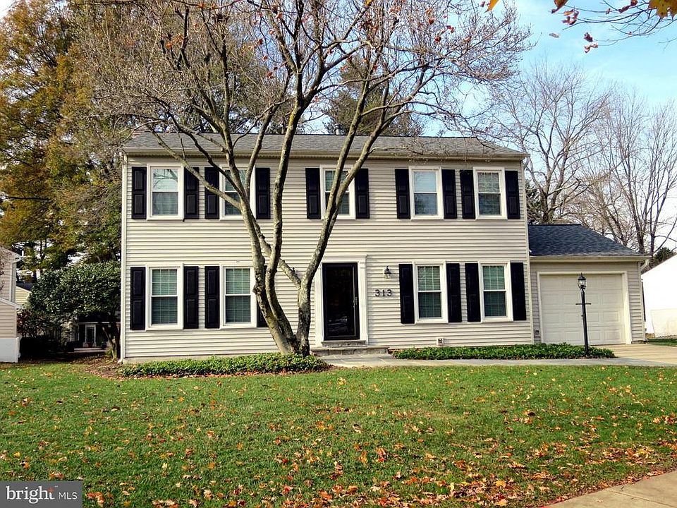 1st image of 313 Currier Dr