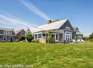 21 Sarita Walker Rd, West Tisbury, MA 02575
