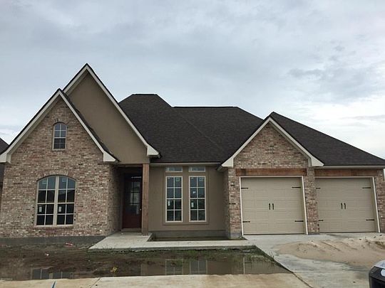1st image of 110 Sabal Palms Row