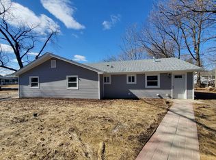 225 Connor Ave, Lockport, IL 60441