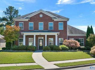 606 Indian Lake Dr, Huntsville, AL 35803