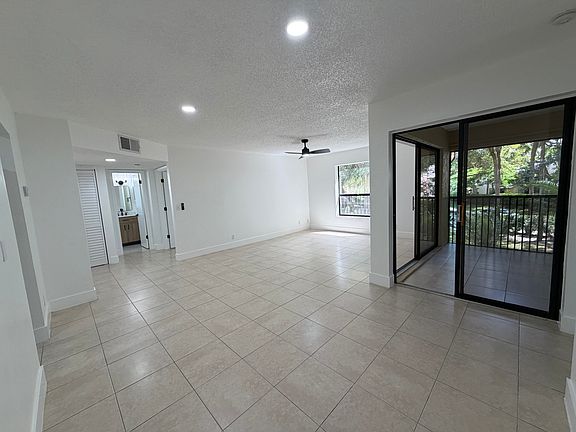 2nd image of 3683 Cocoplum Cir #3683