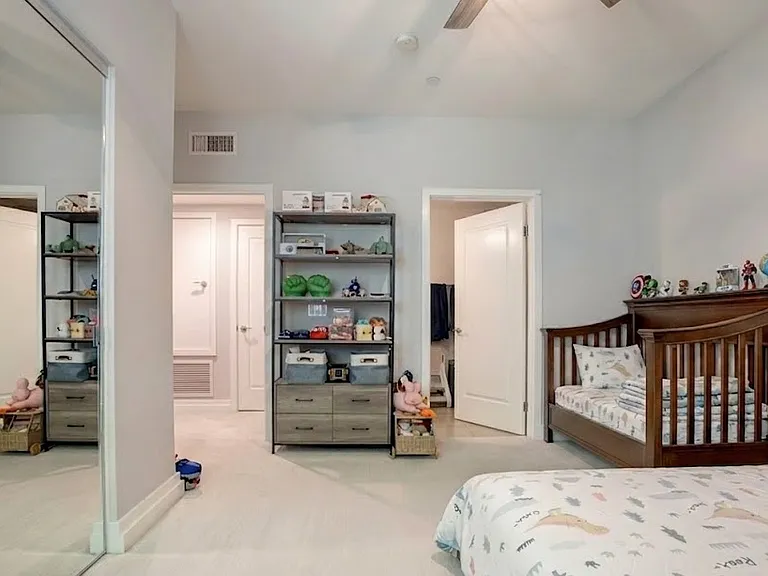 1430 S Beverly Glen Blvd #303 — Photo 17