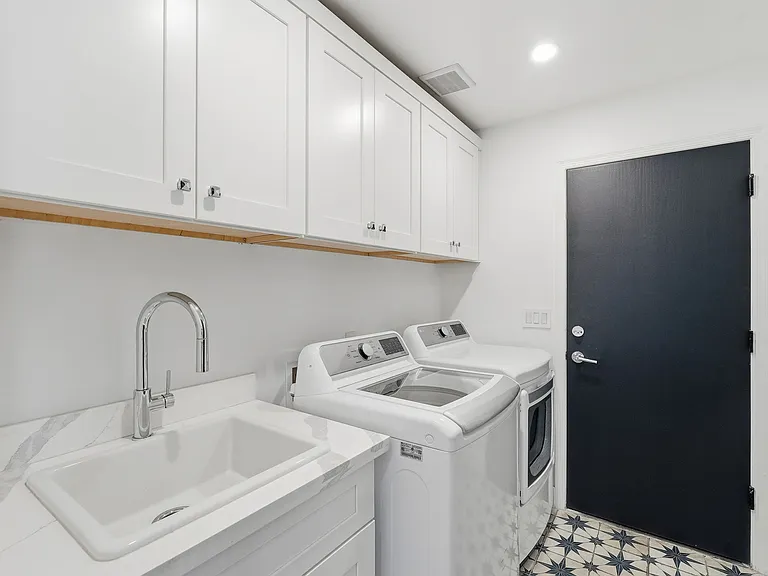 10636 E Desert Cove Ave — Photo 33
