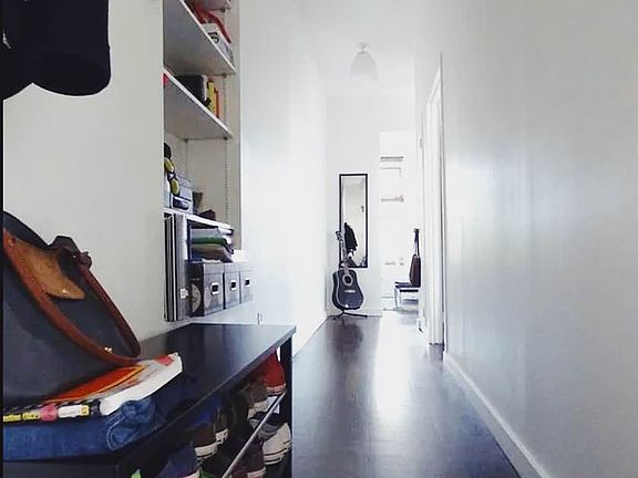 5th image of 50 W 105th St APT 4A