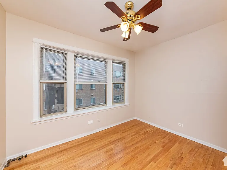 7505 N Greenview Ave #1 — Photo 7