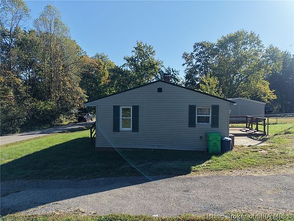 2nd image of 802 E County Line Road