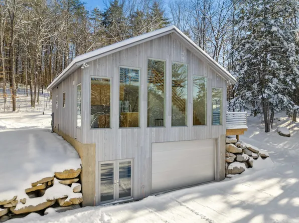 33 Mitchell Brook Road, Norwich, VT 05055