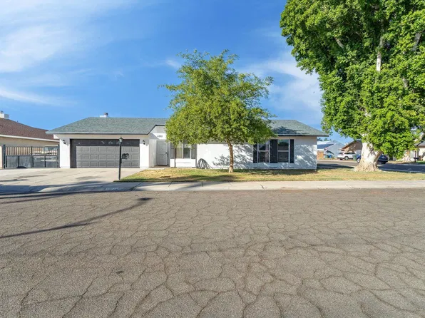 4302 W 14th Ln, Yuma, AZ 85364