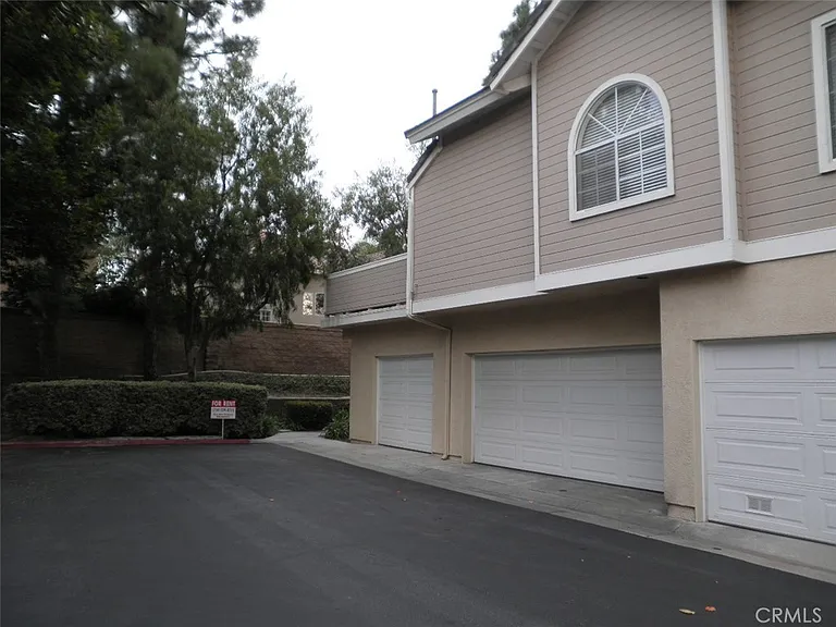 13210 Royalcrest Ct #189 — Photo 7