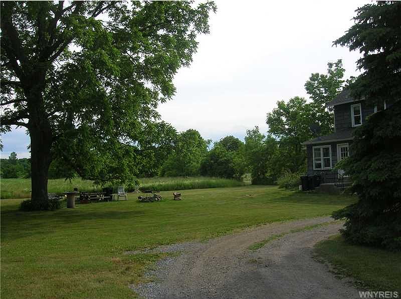 2nd image of 34 Skyline Dr