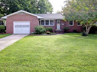 7 Elowro Rd, Newport News, VA 23602