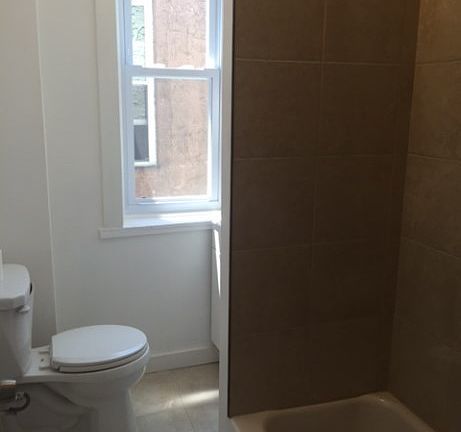 4th image of 126 N Wilton St
