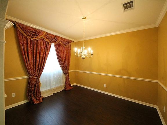 5th image of 15702 Foxboro Ct