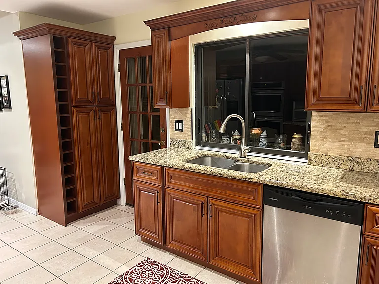 8233 Cypress Lake Dr — Photo 7
