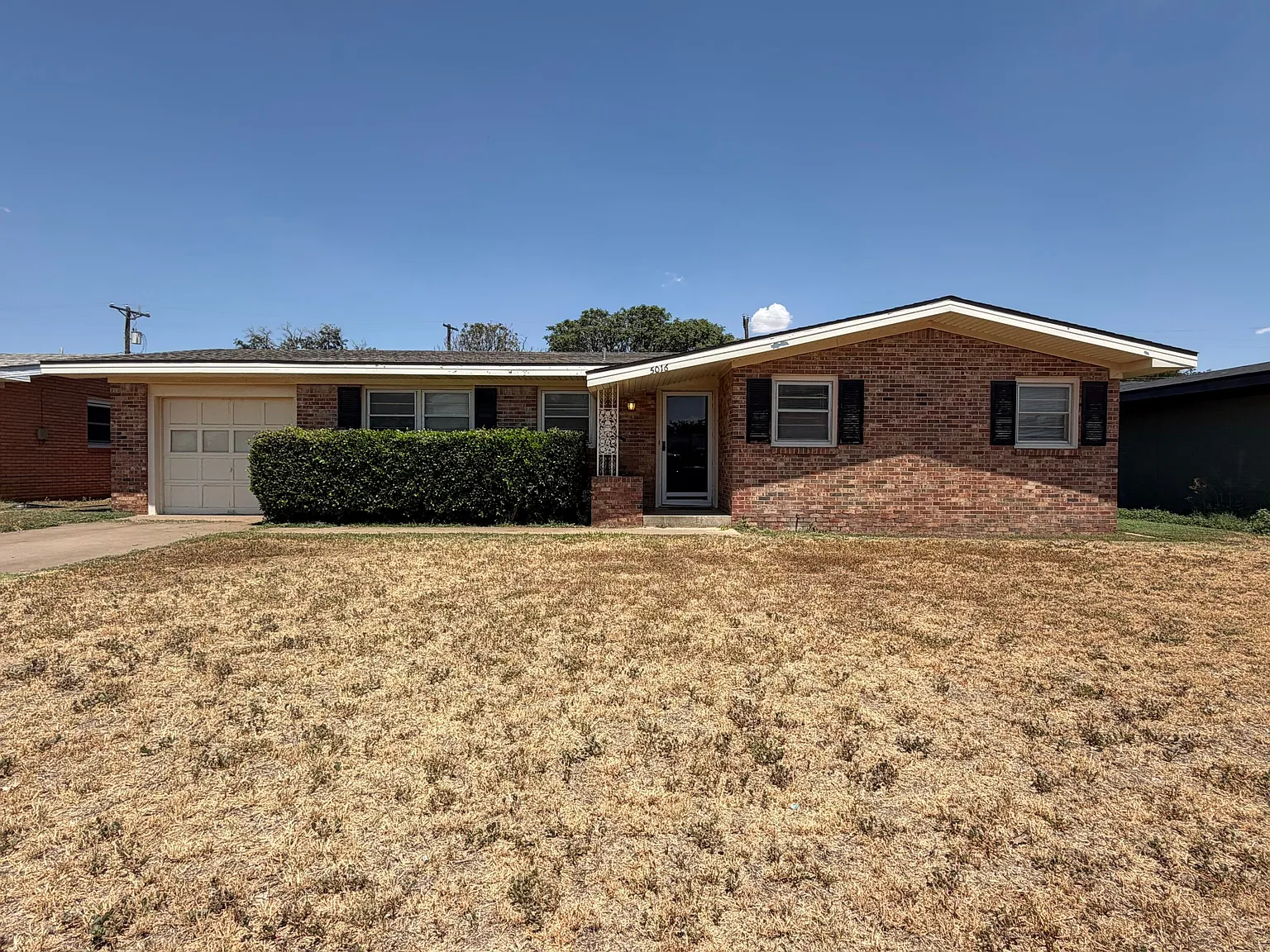 3 bed, 2.0 bath, 1459 sqft, $1,400 — Photo 1