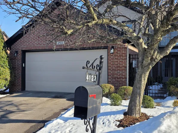 4123 Hartwick Village Pl, Louisville, KY 40241