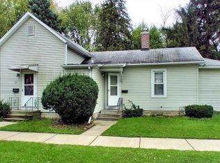 915 Fulton St #917, Aurora, IL 60505