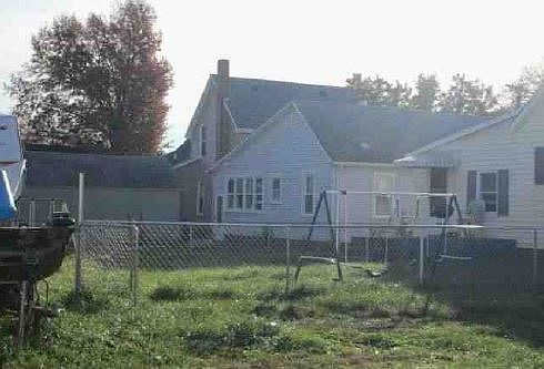 2nd image of 617 Anderson Pl